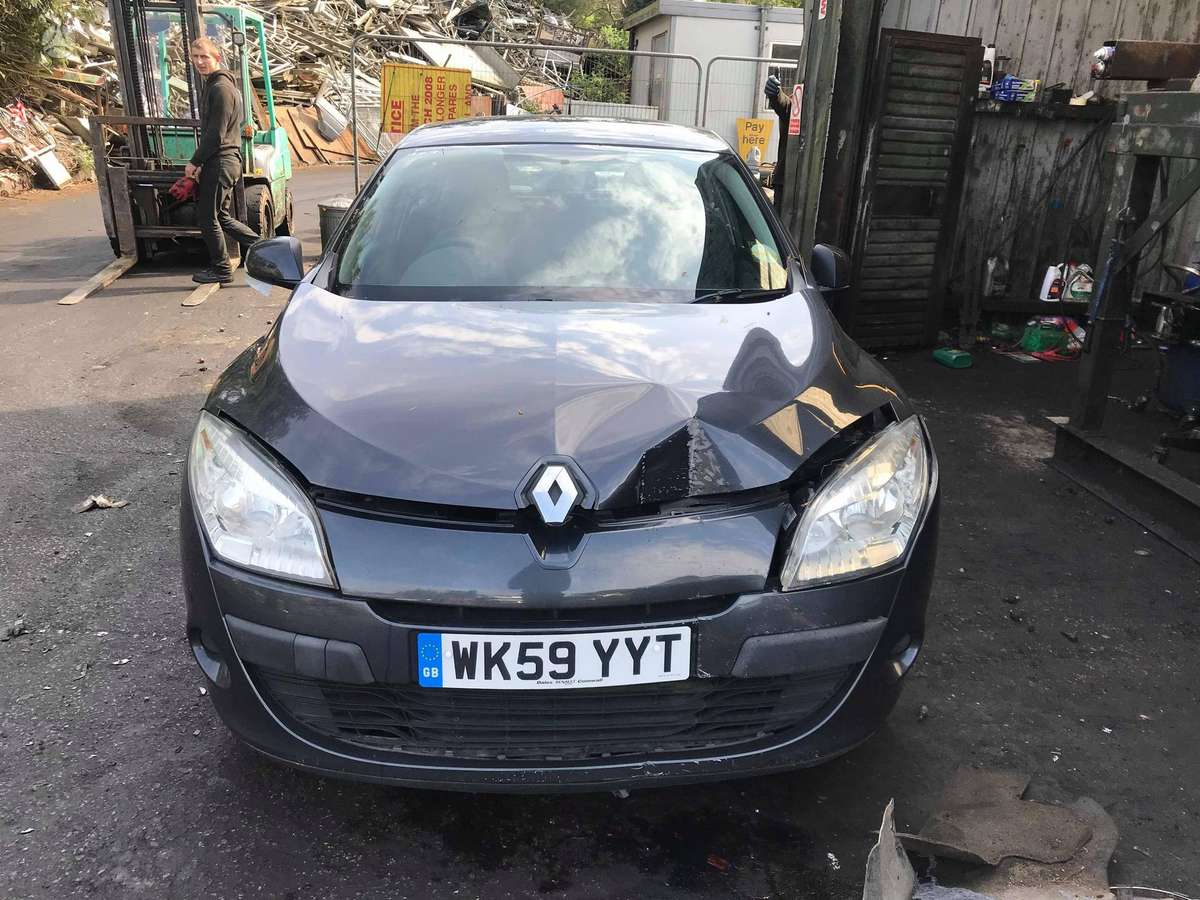 Renault Megane for parts