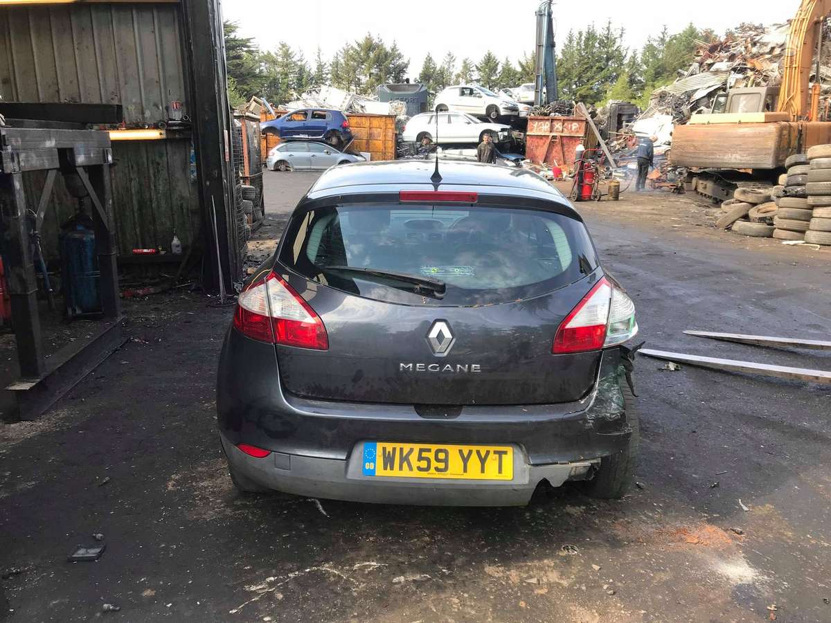 Renault Megane dalimis