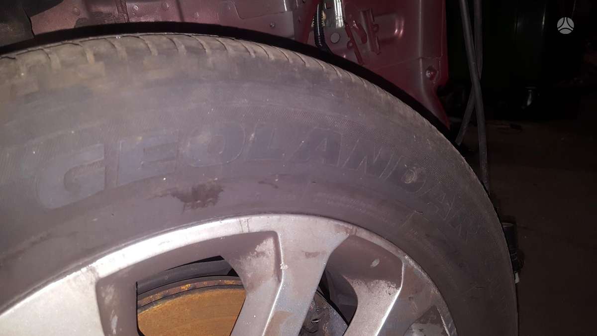 Yokohama GEOLANDAR, всесезонные 215/60 R17