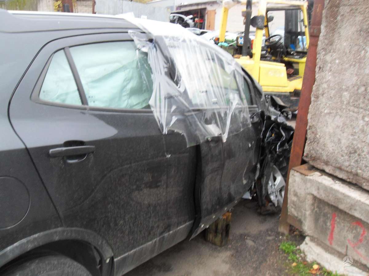 Opel Mokka по частям