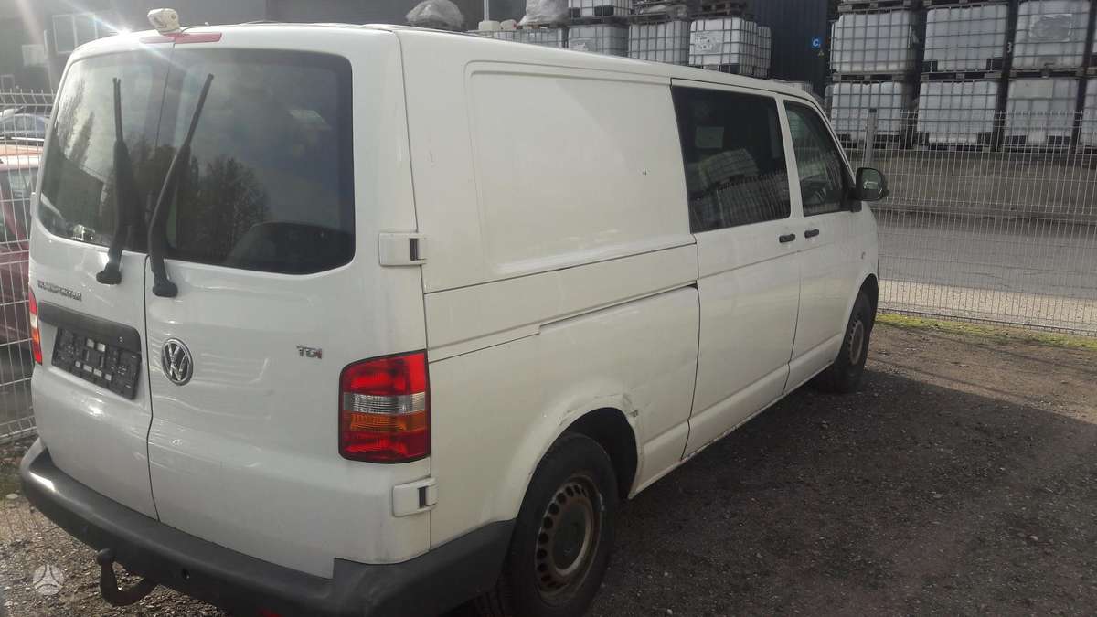 Volkswagen Transporter T5, preču