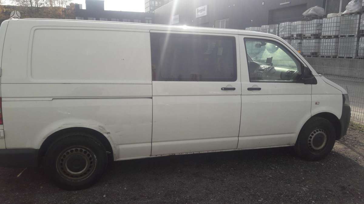 Volkswagen Transporter T5, preču