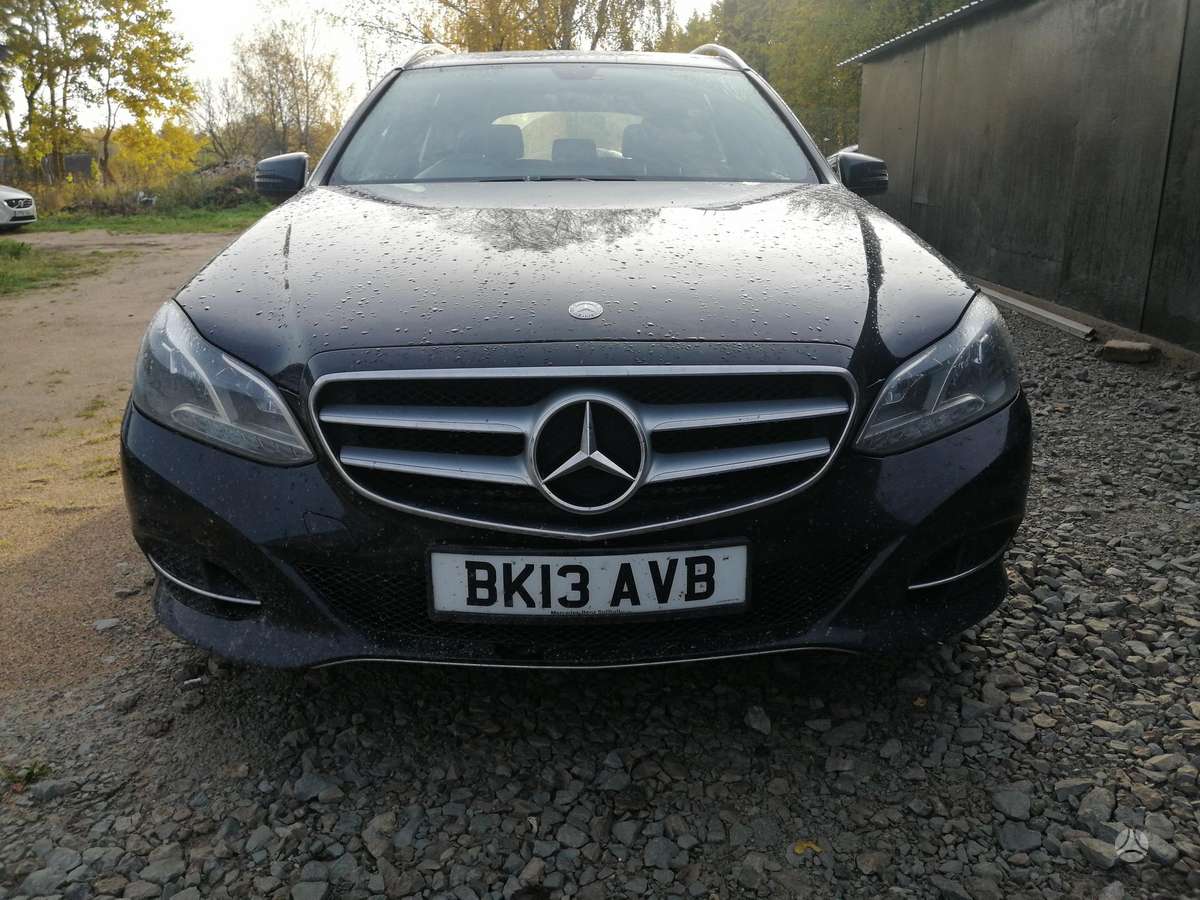 Mercedes-Benz E220