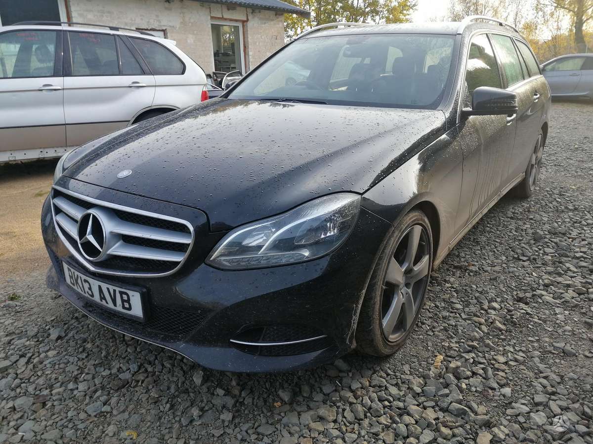 Mercedes-Benz E220