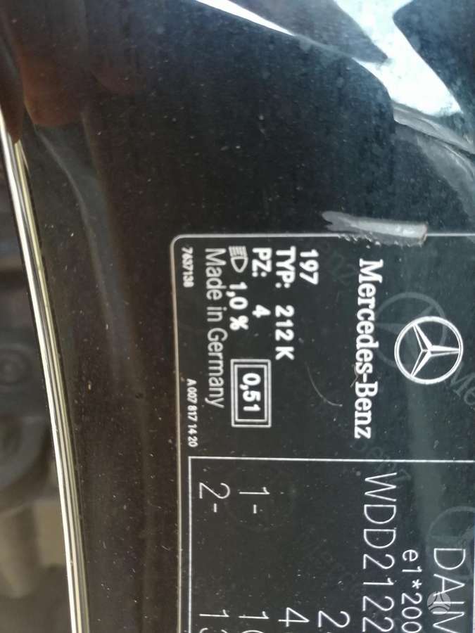 Mercedes-Benz E220