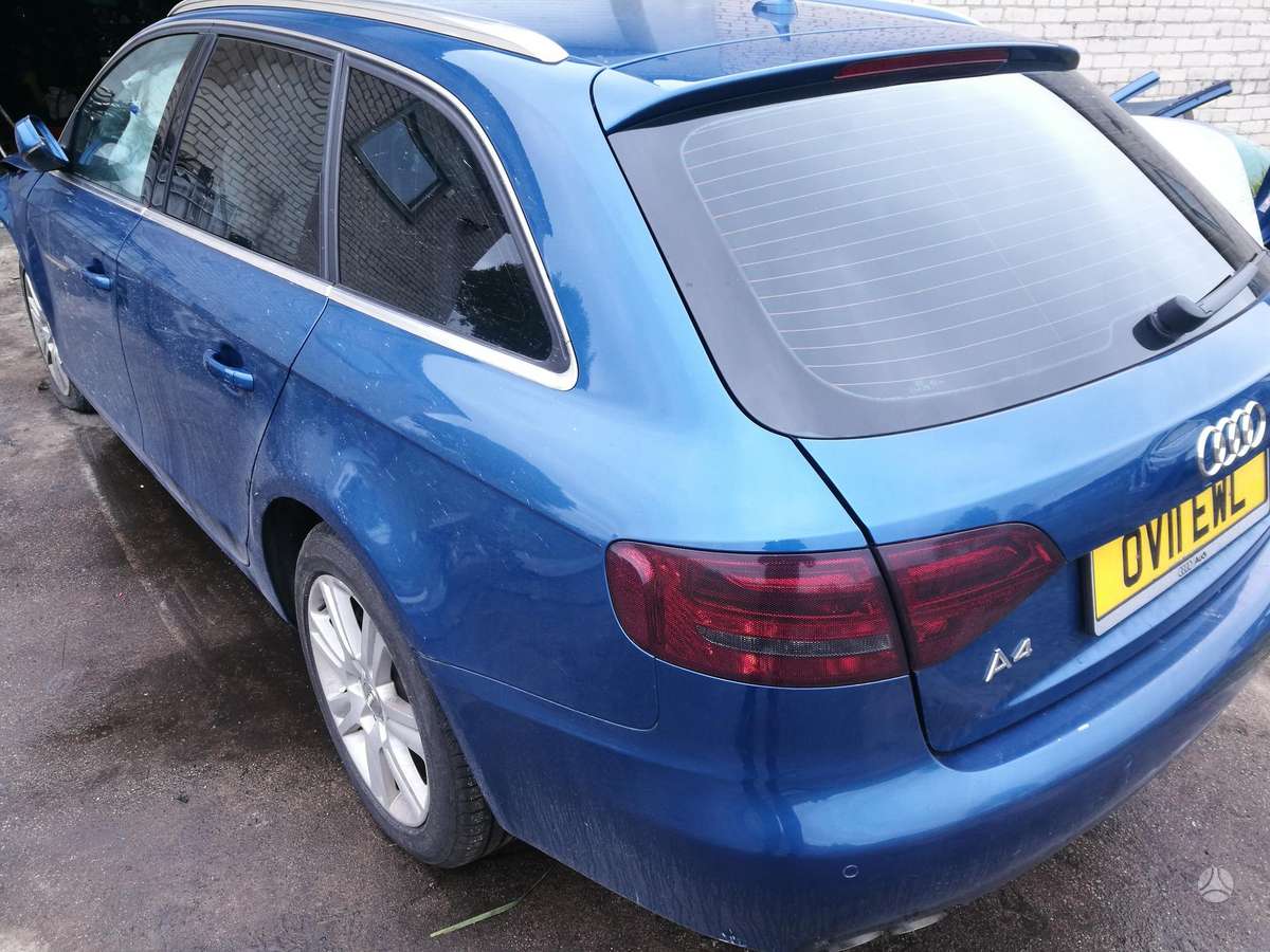 Audi A4 по частям