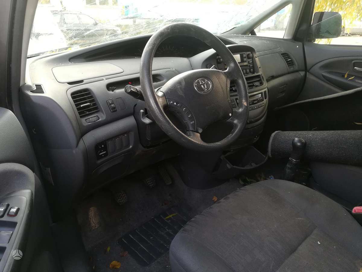 Toyota Previa for parts