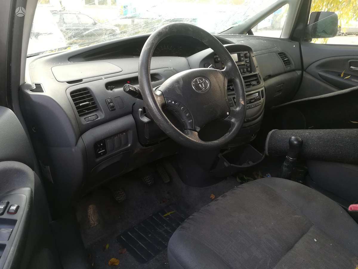 Toyota Previa rezerves daļās