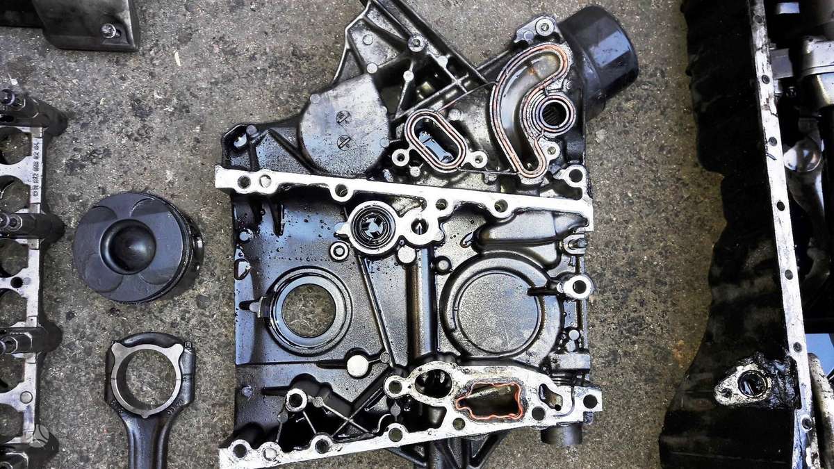 Mercedes-Benz Sprinter, OM612, engine parts