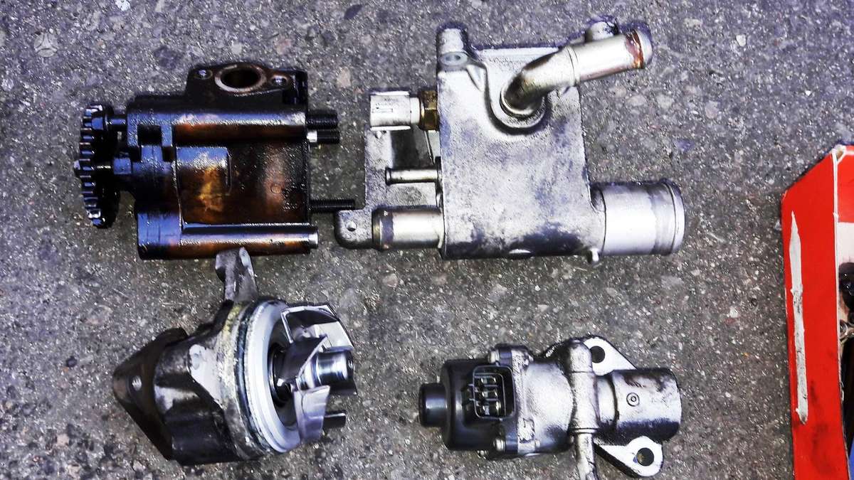 Mazda 6, L8, variklio detalės