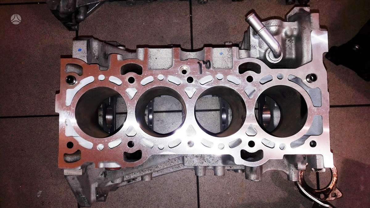 Mazda MX-5, L8, engine parts