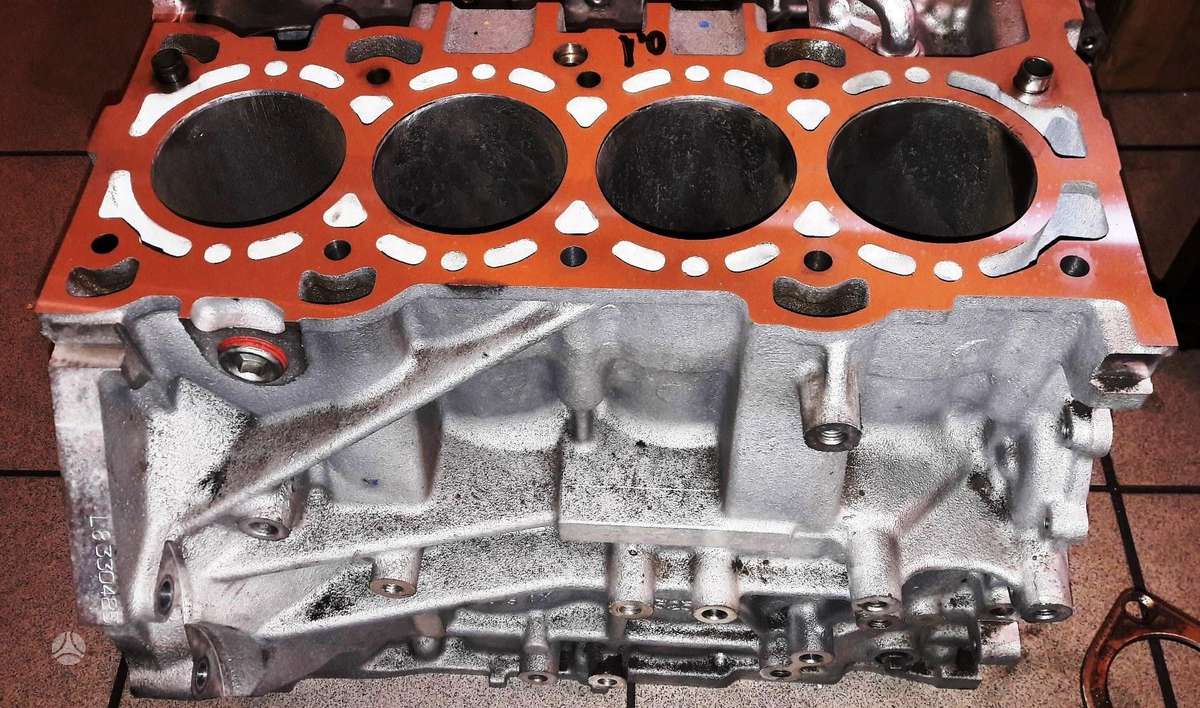 Mazda MX-5, L8, variklio detalės