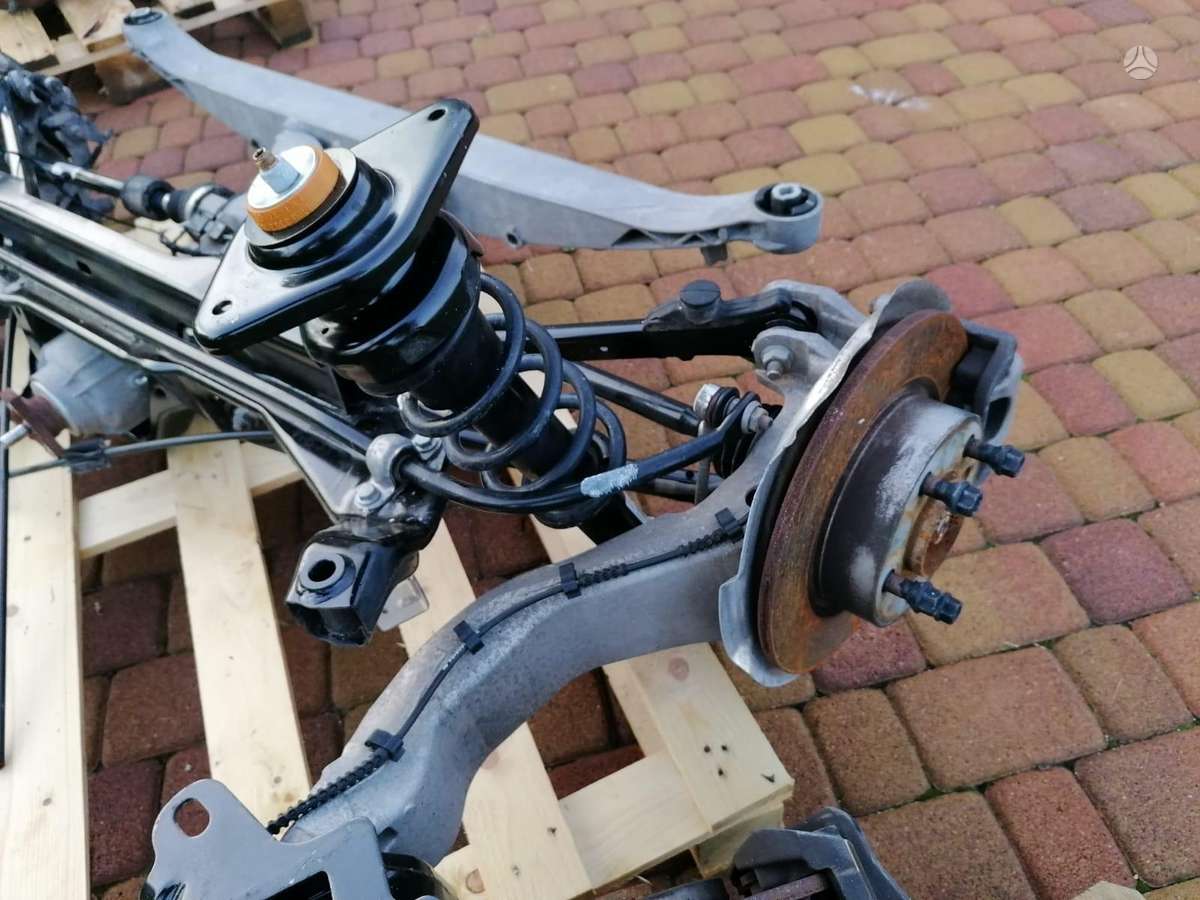 Mini Countryman chassis parts