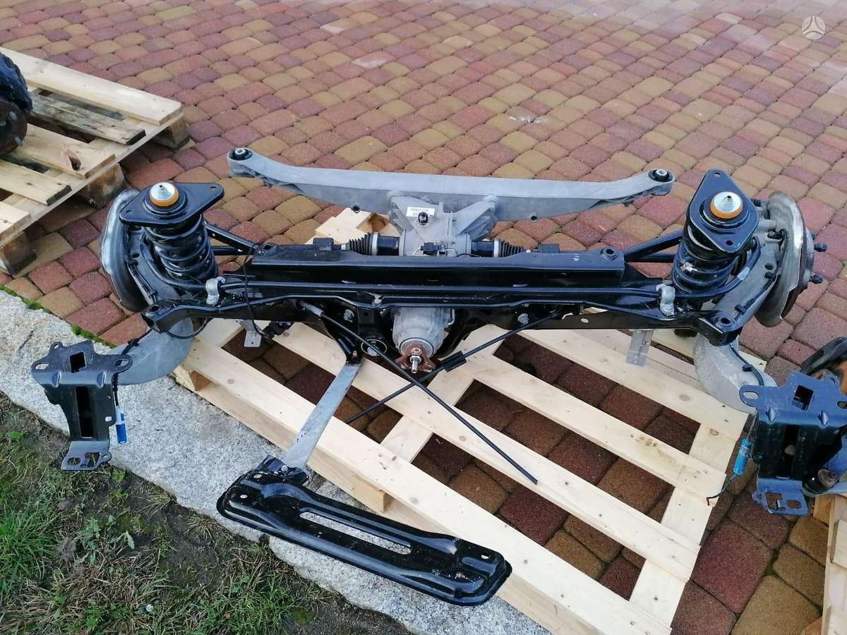 Mini Countryman chassis parts