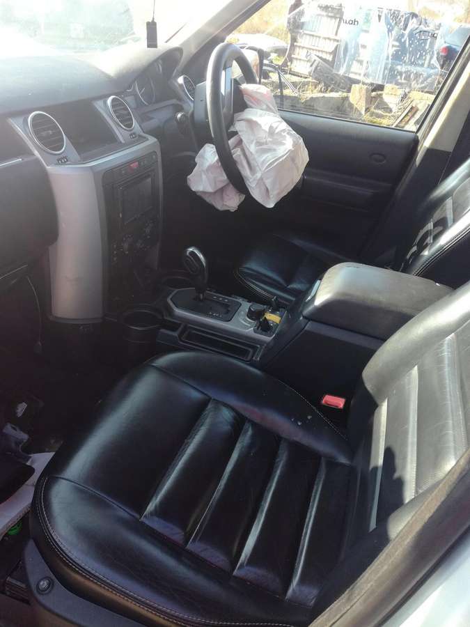 Land Rover Discovery rezerves daļās