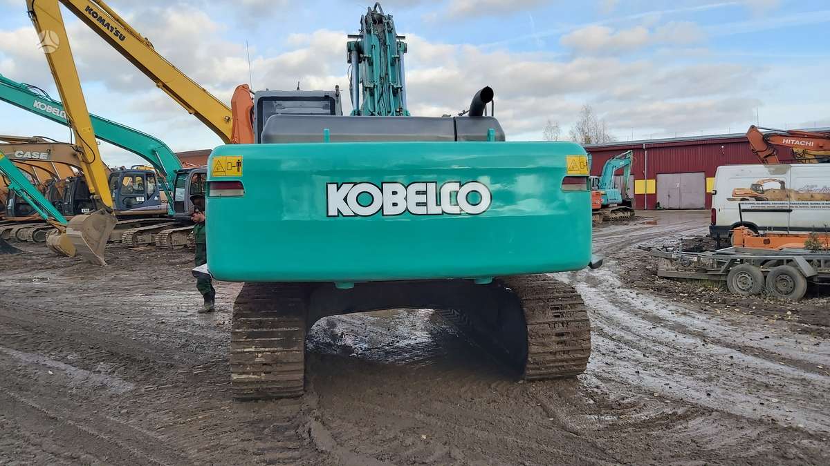 Kobelco SK330LC-6E, экскаваторы