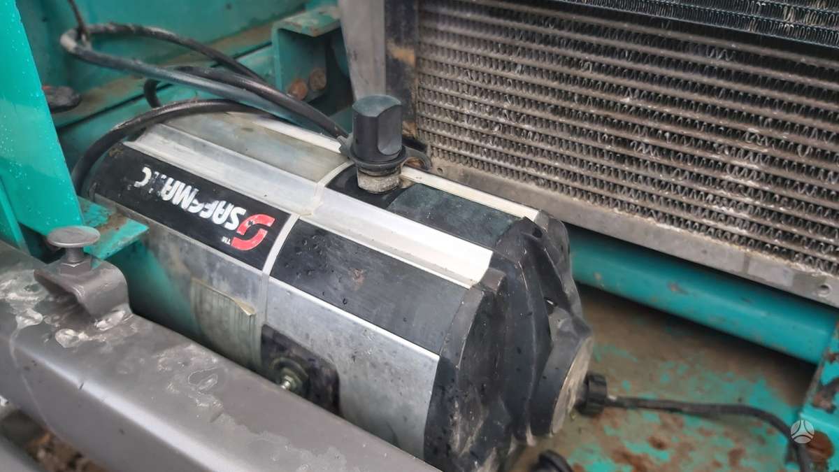 Kobelco SK330LC-6E, ekskavatoriai
