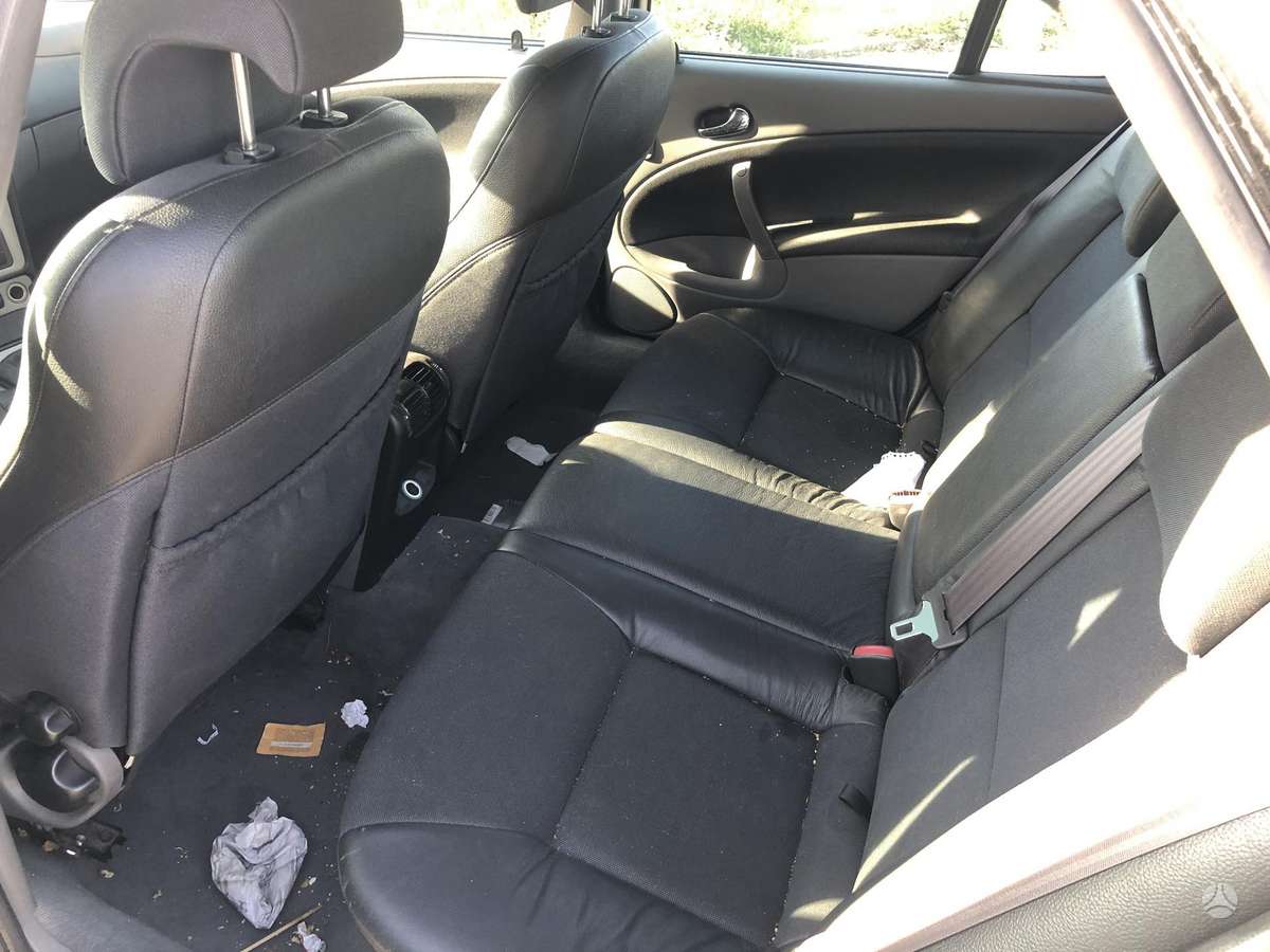 Saab 9-5 dalimis
