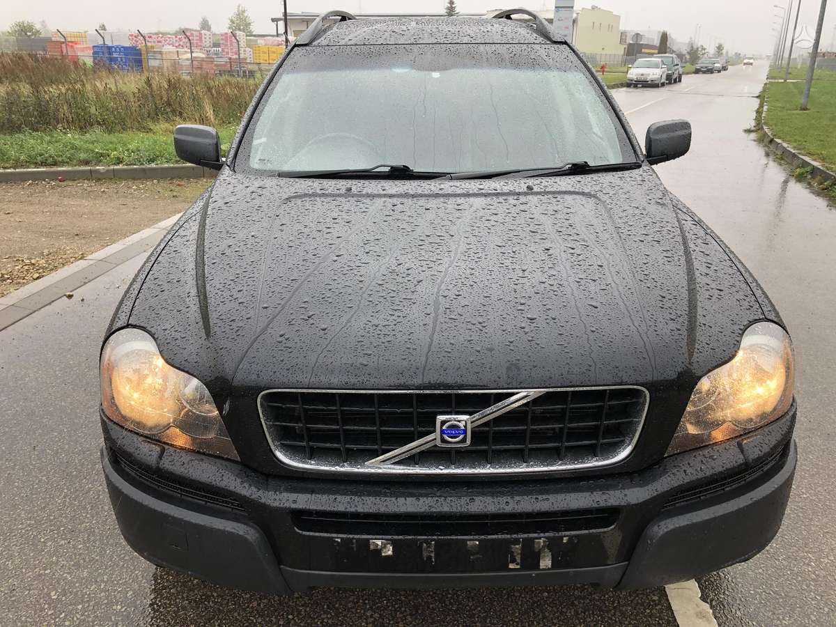 Volvo XC90 for parts. Geras variklis