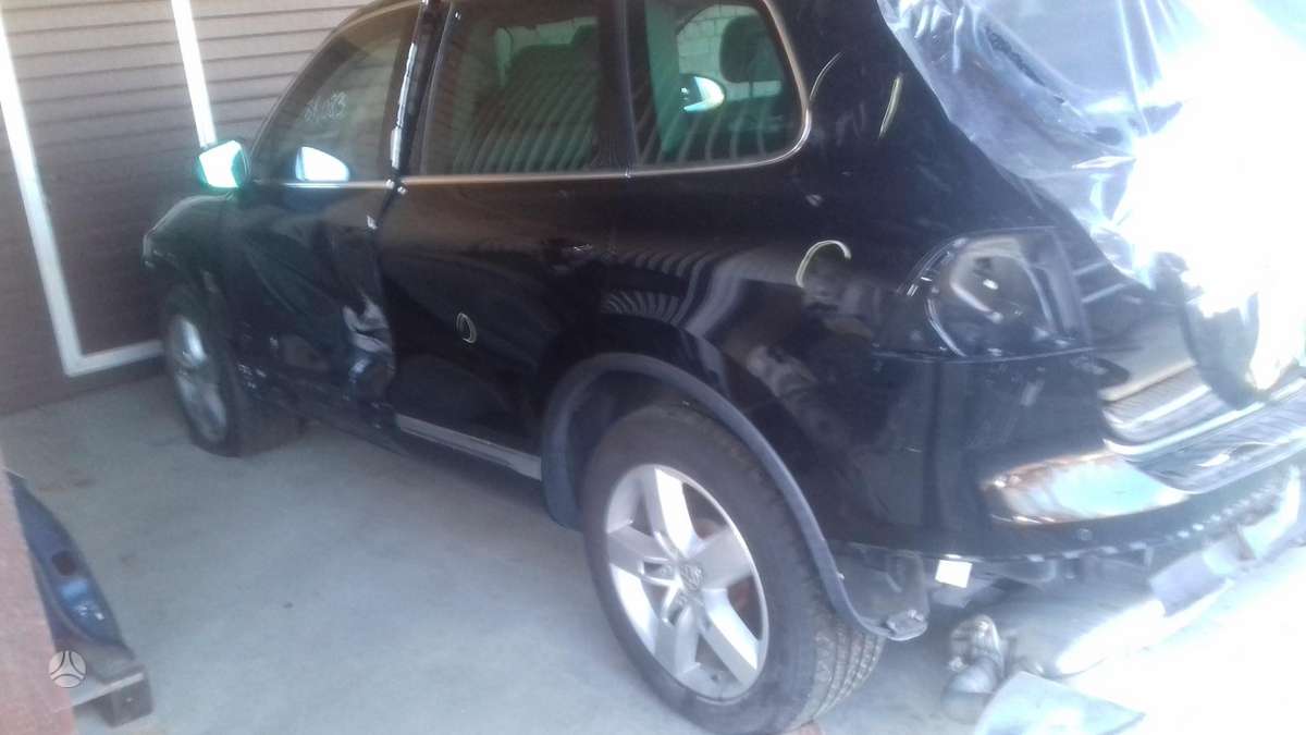 Volkswagen Touareg по частям. 70000km