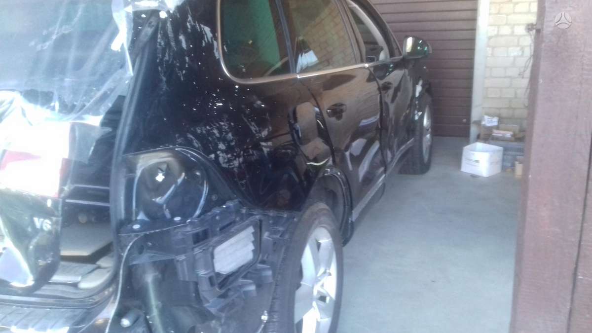 Volkswagen Touareg по частям. 70000km