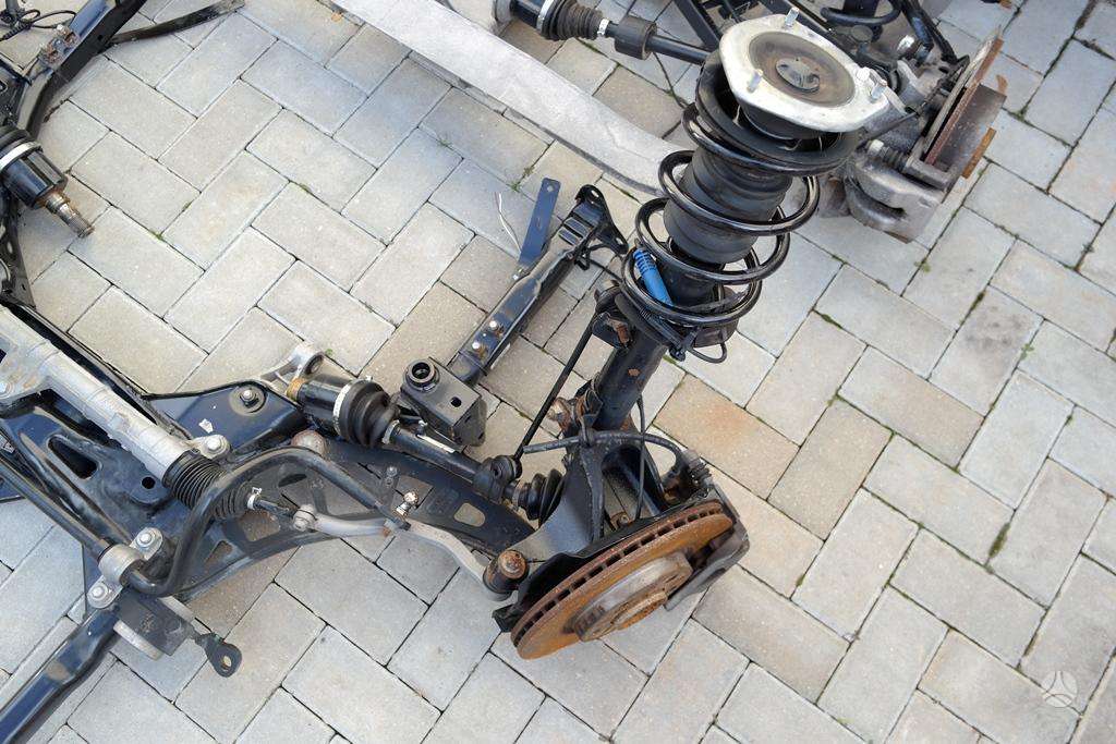 Mini Countryman chassis parts