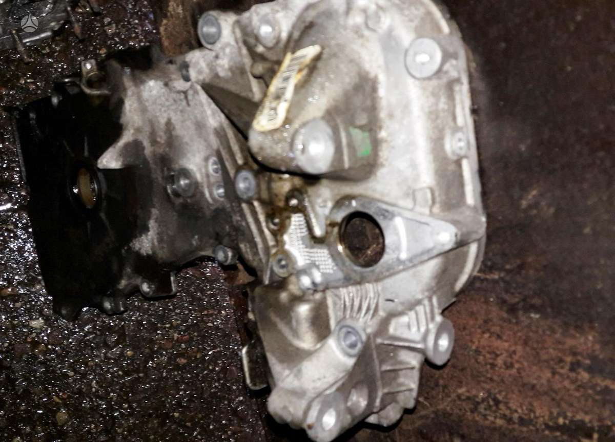 Renault Captur, H4BT, variklio detalės