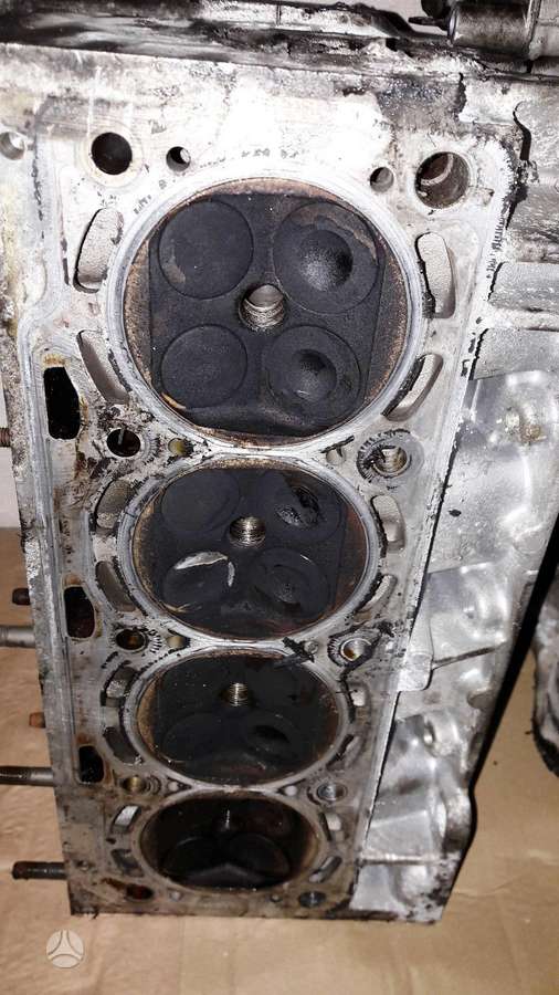Volkswagen Golf, AHW, variklio detalės