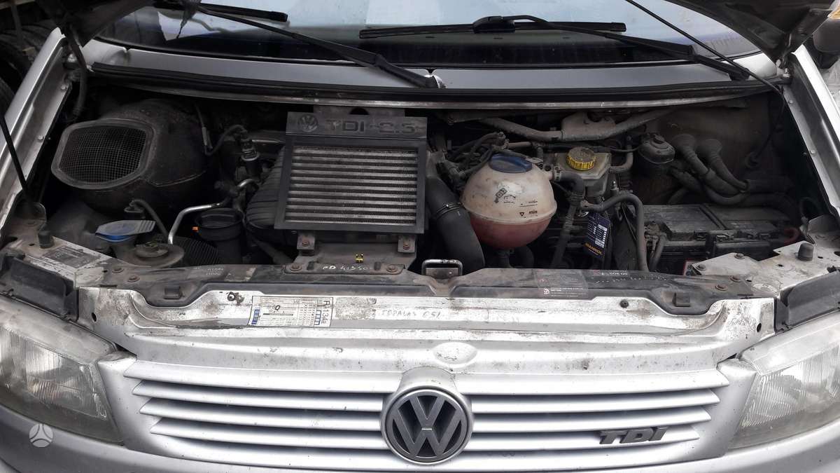 Volkswagen Multivan, passenger vans