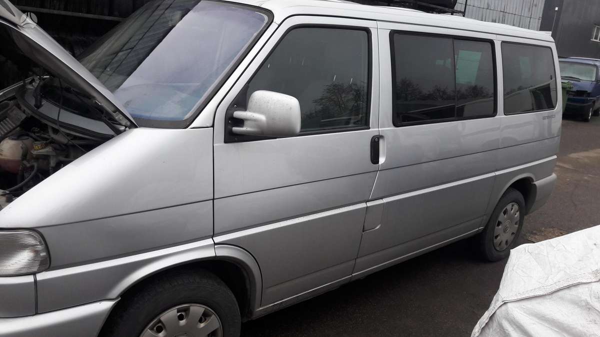 Volkswagen Multivan, passenger vans