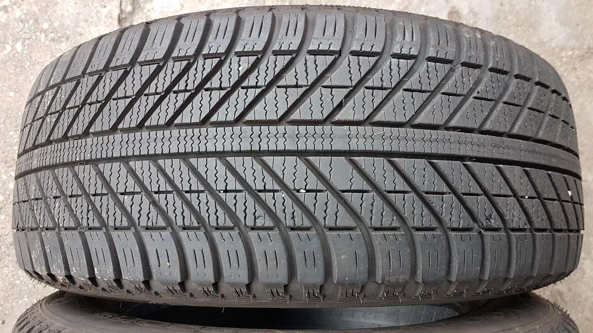 Goodyear Vector 4 Seasons SUV 4x4, Universalios 235/55 R17 | A9821991