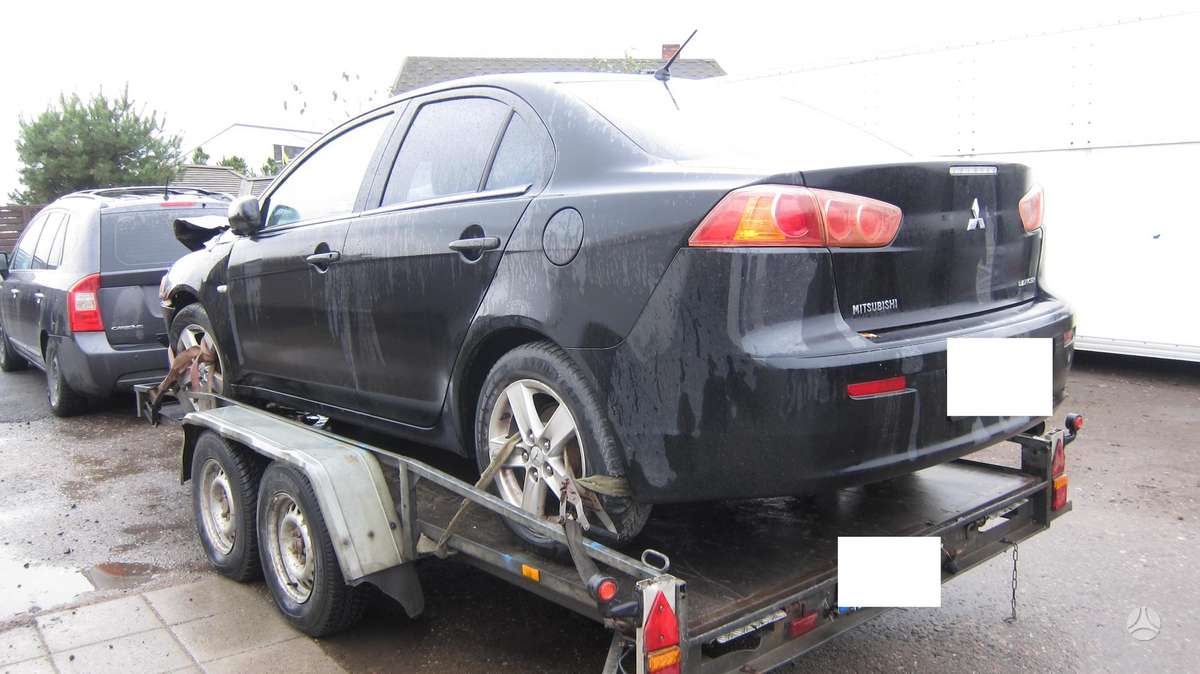 Mitsubishi Lancer