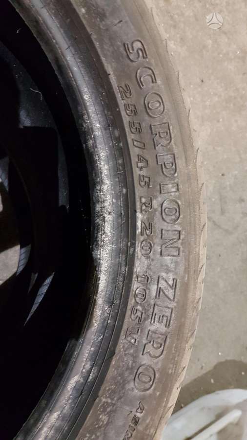 Pirelli Scorpion zero, летние 225/45 R20