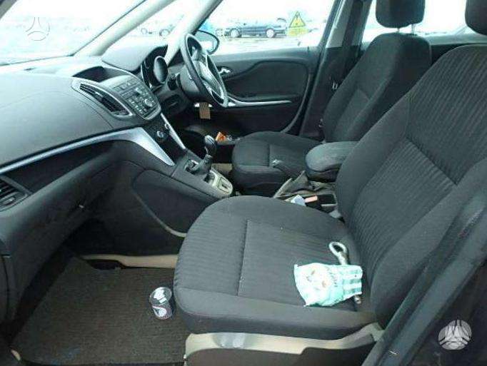 Opel Zafira rezerves daļās