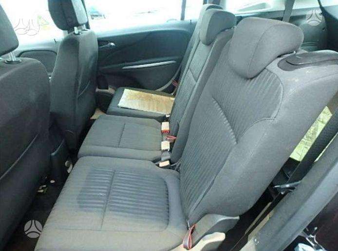 Opel Zafira rezerves daļās