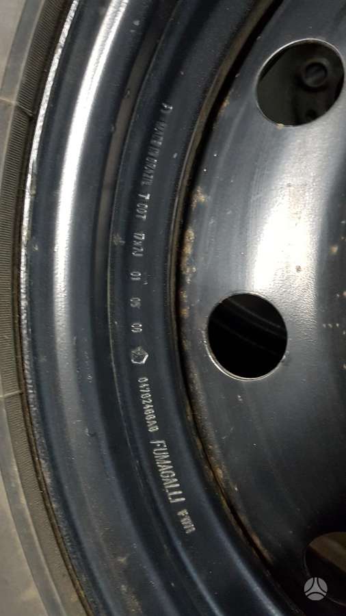 Yokohama, žieminės 235/55 R17