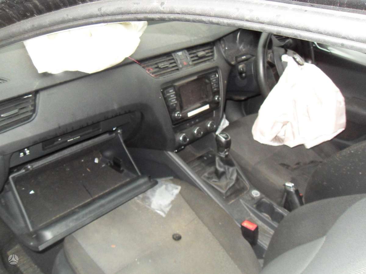 Skoda Octavia по частям