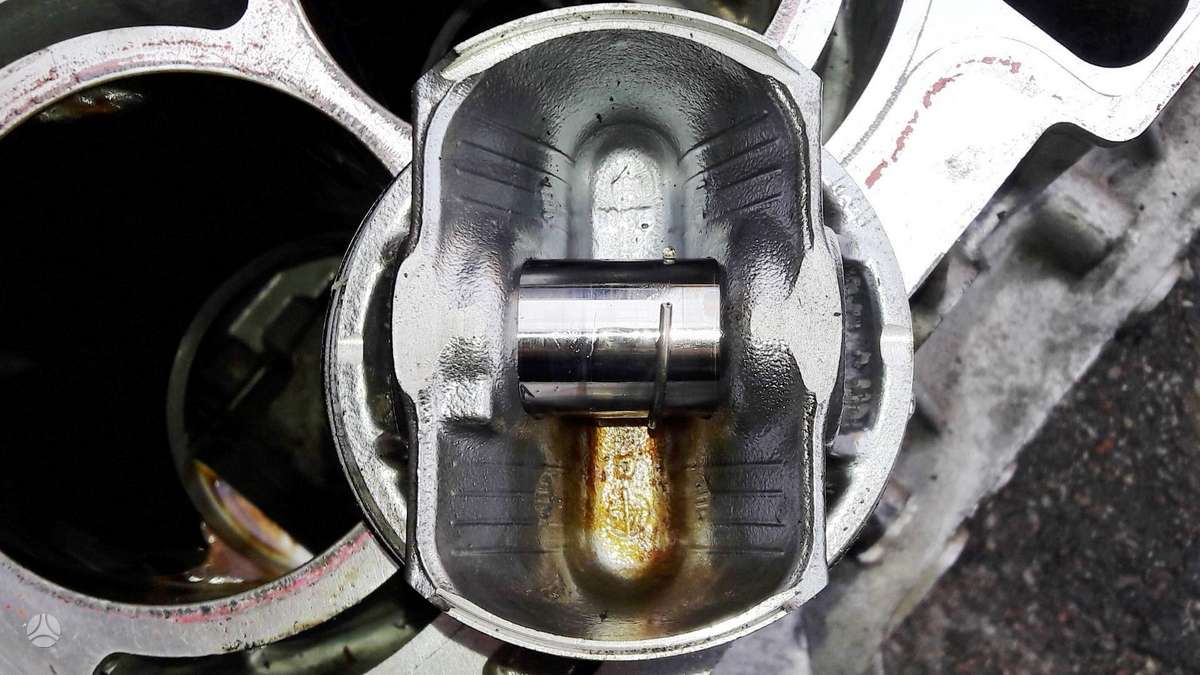 BMW 5 serija, N20B20, engine parts