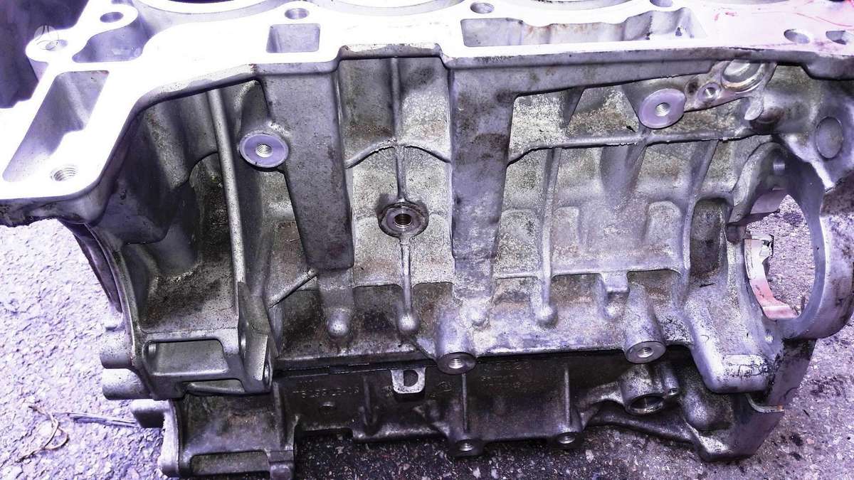 BMW 5 serija, N20B20, детали двигателя