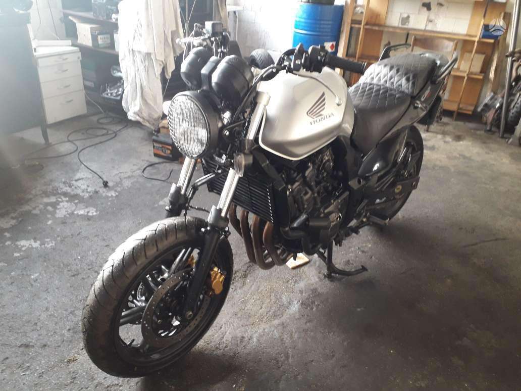 Honda CBF, street / classic