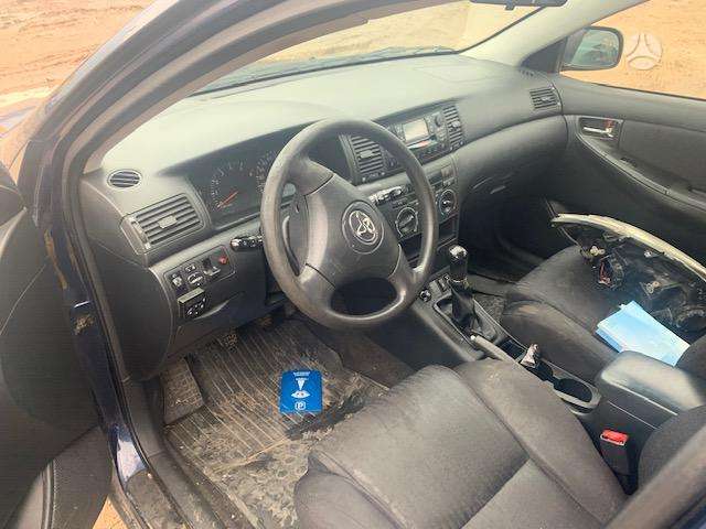Toyota Corolla for parts