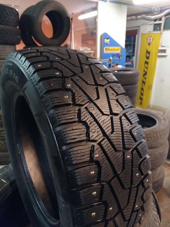 Pirelli Ice Zero, winter 255/60 R18