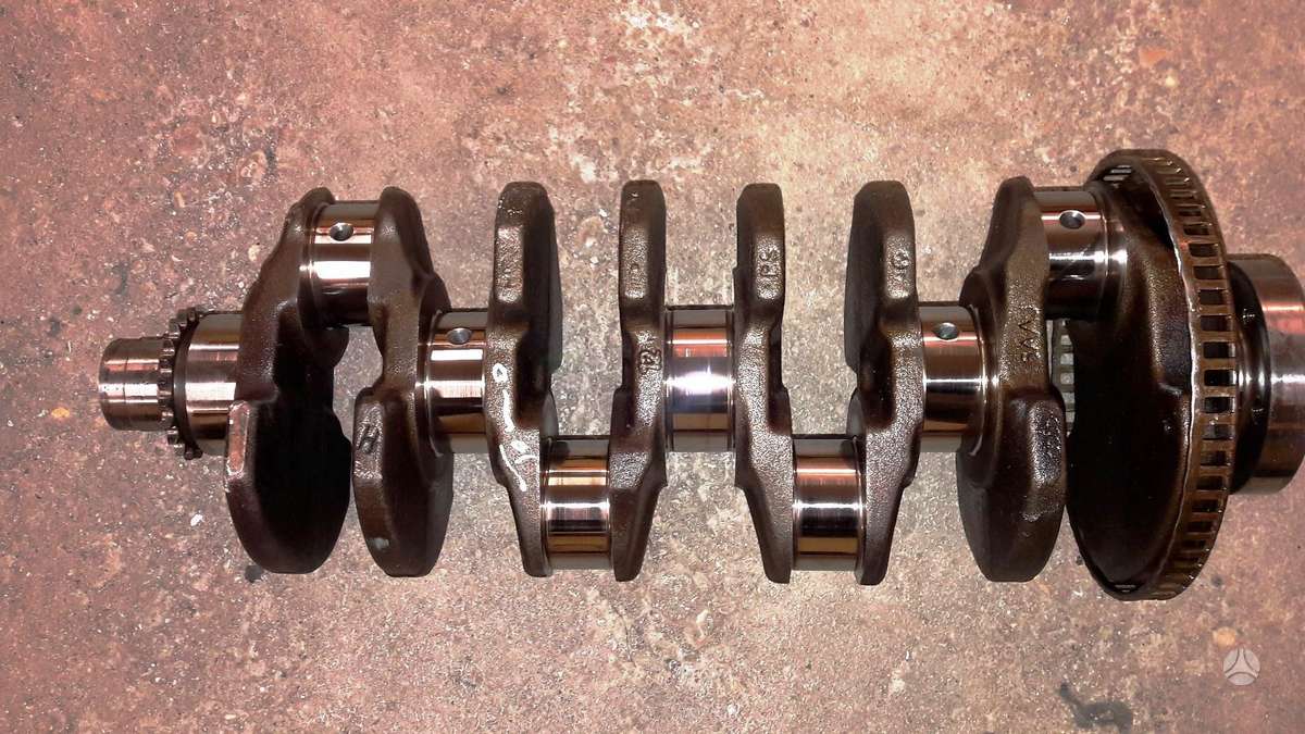 Audi A4, 2.0 TFSI, dzinēja detaļas