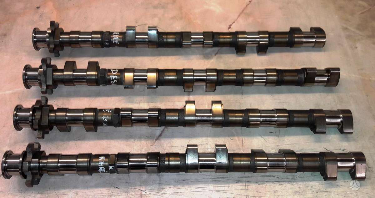 BMW M5, S85B50, engine