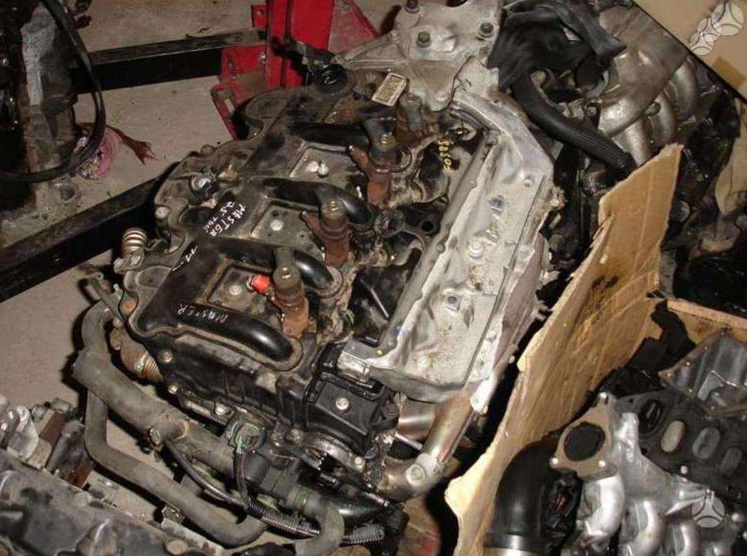 Nissan Interstar, cits
