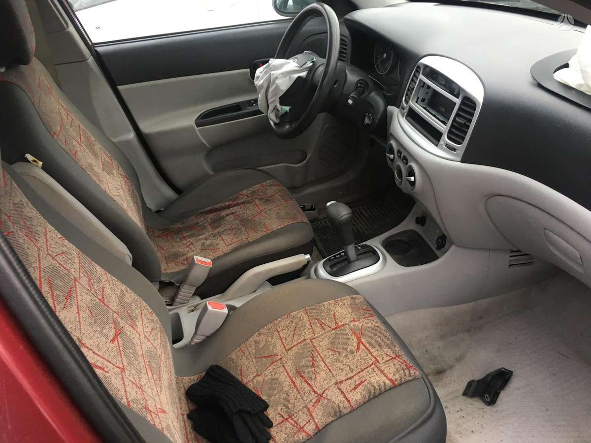 Hyundai Accent for parts