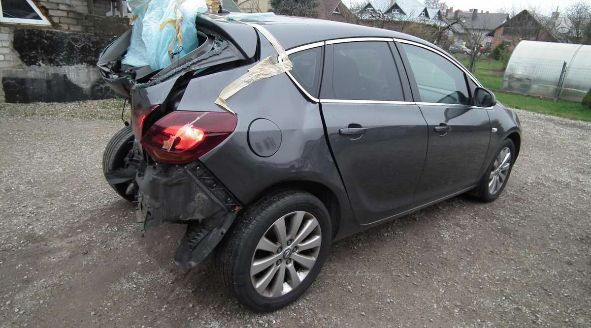 Opel Astra, 13440102 AMZ