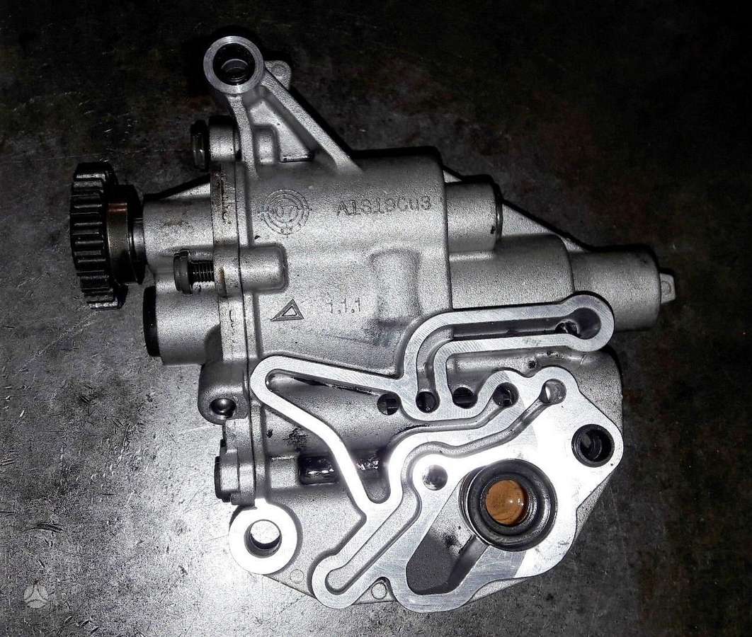 Audi Q3, 1.8 2.0 TFSI TSI, variklio detalės