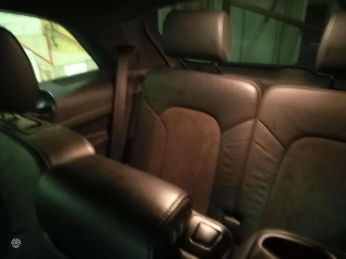 Audi Q7 for parts