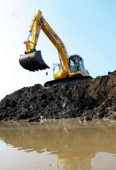 Komatsu PC210LC-11, ekskavatori